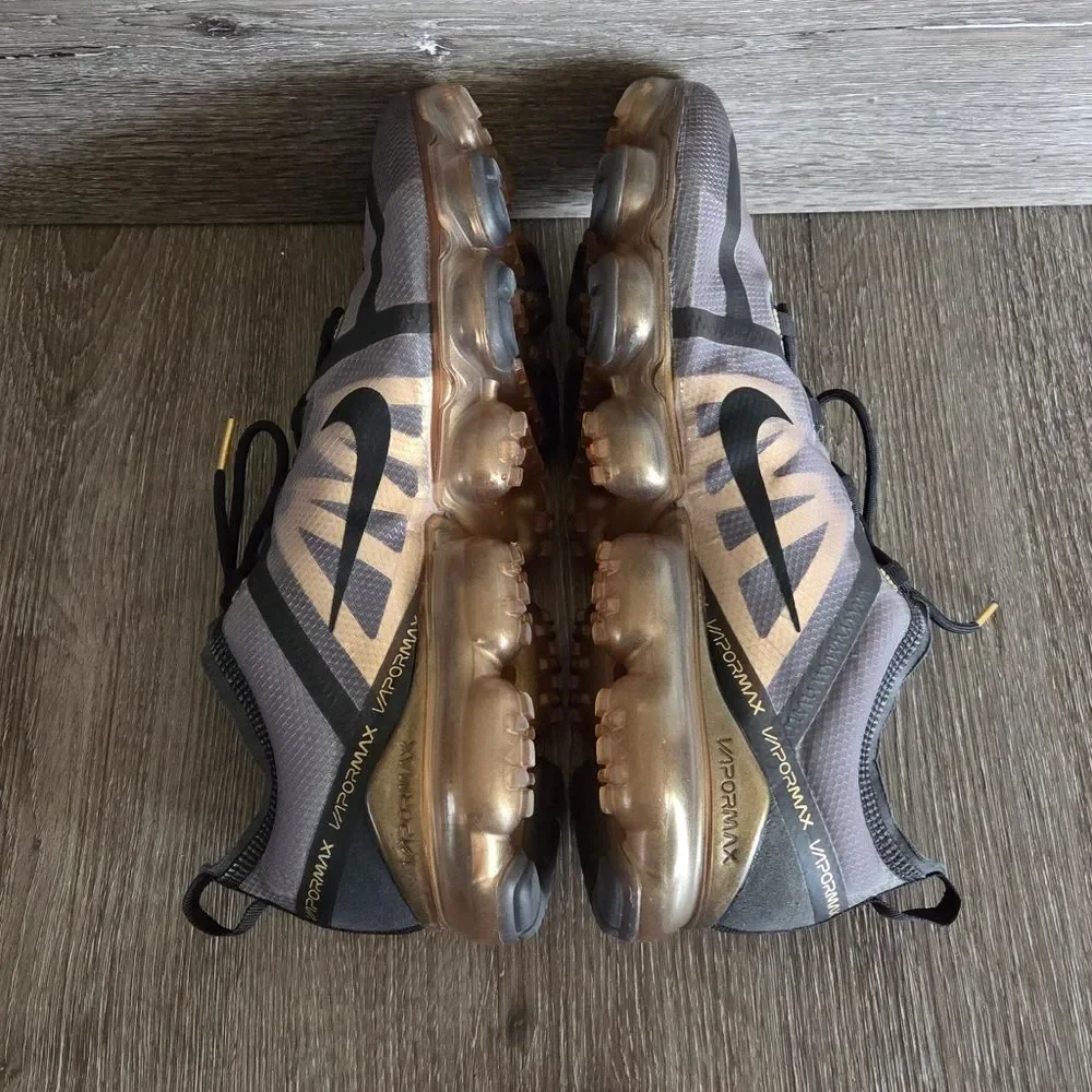 Nike Air Vapormax 2019 Black Metallic Gold Sneakers AR6631-002 Men's Size 13